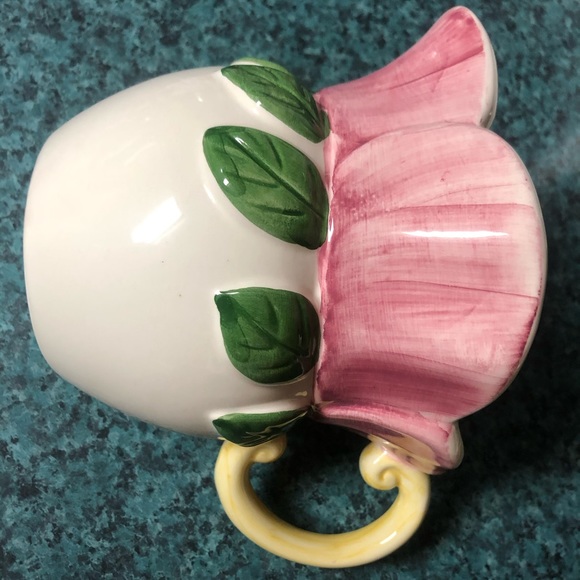 ELPA Alcobaca Flower Water Pitcher - Picture 9 of 11